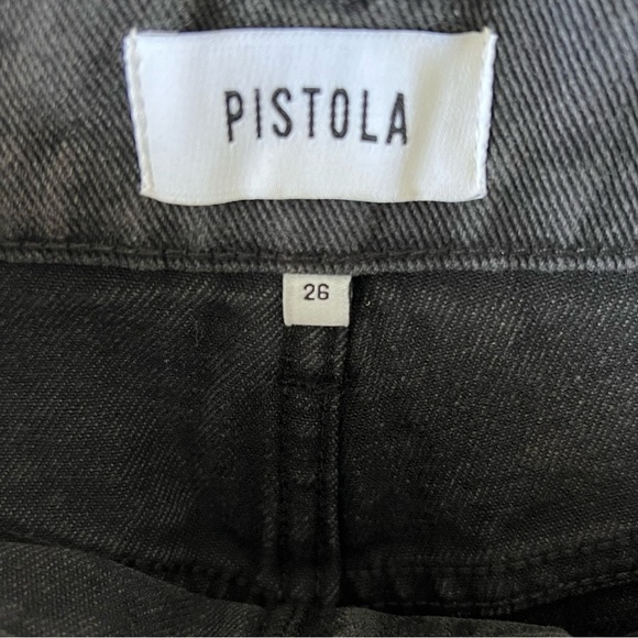 NWOT's Pistola Raw Hem Denim Short, size 26 short black cuff - Picture 3 of 12
